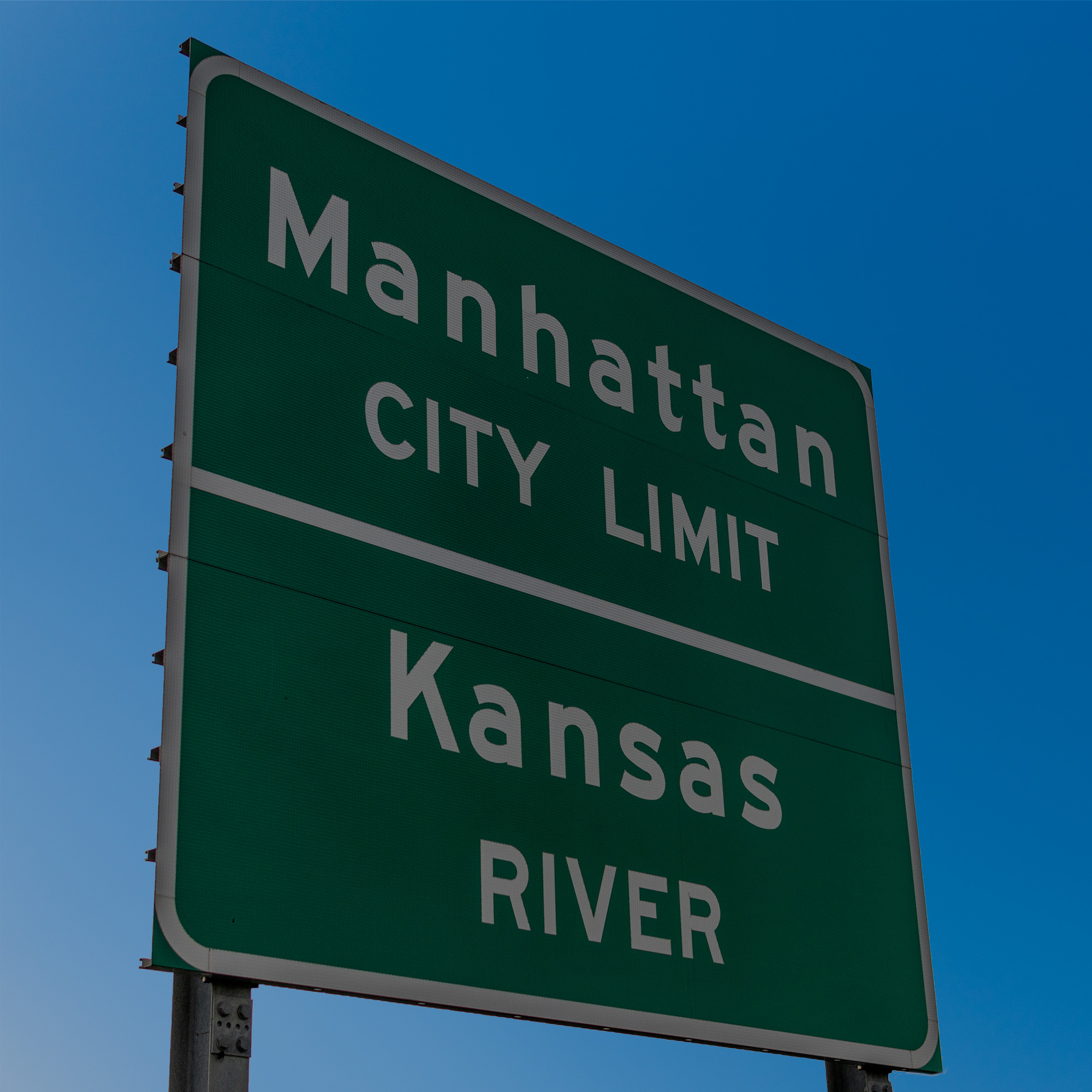 Manhattan Kansas Sign